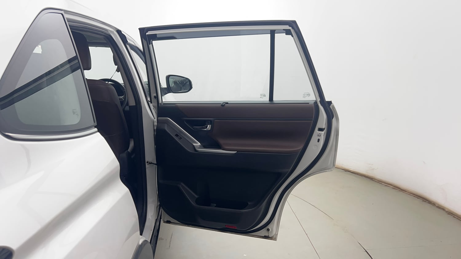 Used 2024 Toyota Innova Hycross ZX Hybrid 7 STR Hybrid Automatic interior RIGHT REAR DOOR OPEN VIEW