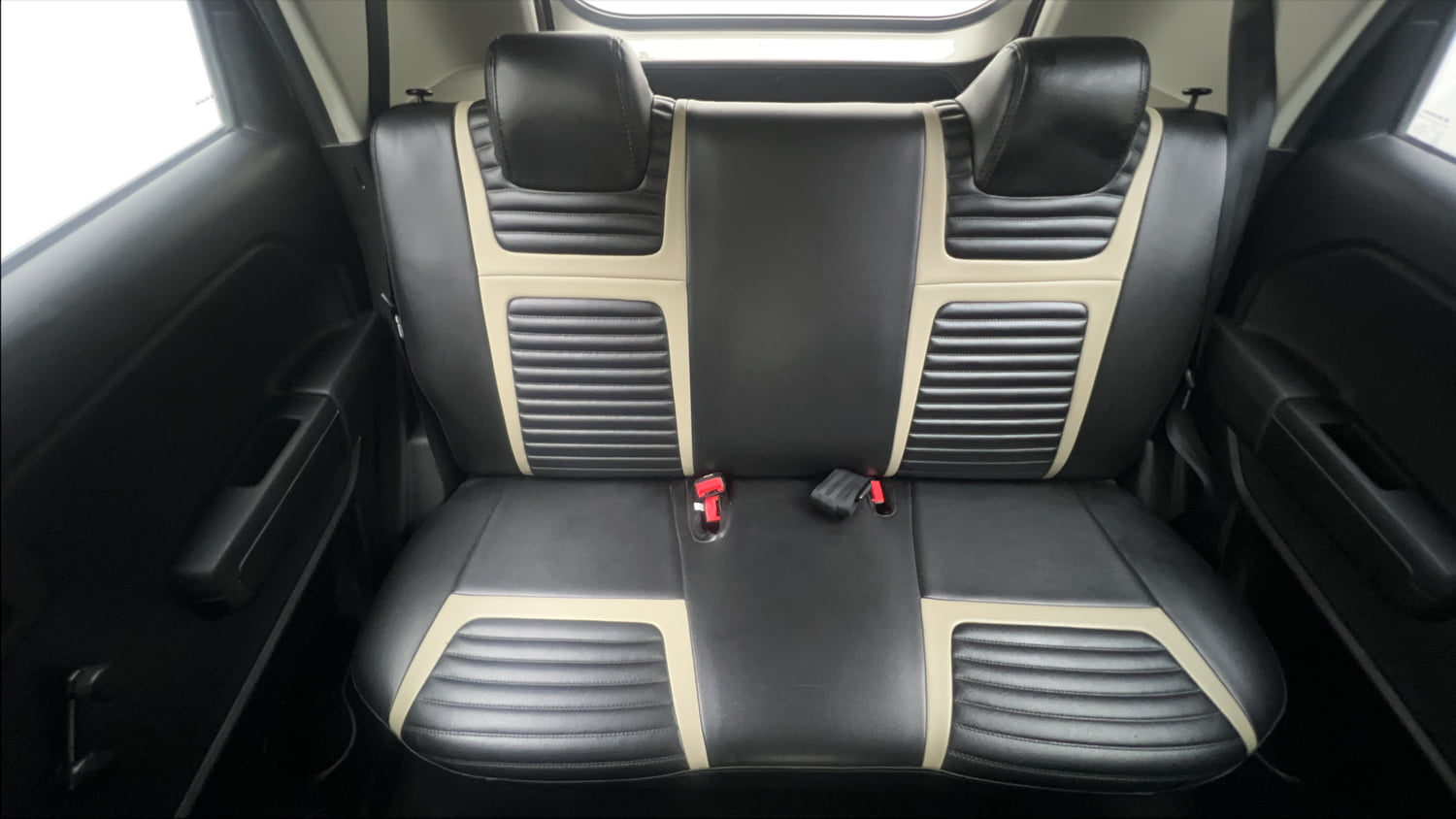 Used 2022 Maruti Suzuki Wagon R LXi (O) 1.0 CNG Cng Manual interior REAR SEAT CONDITION VIEW