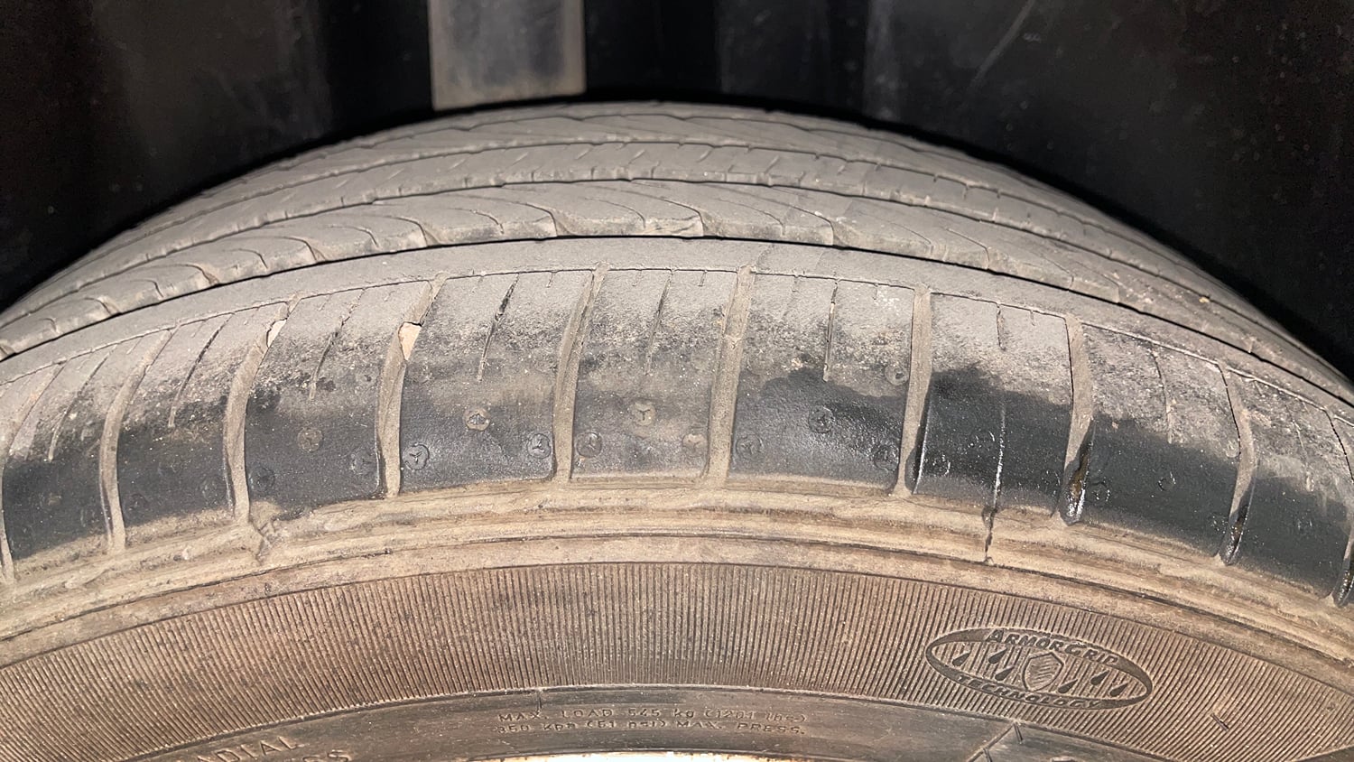 Used 2018 Volkswagen Polo Highline Plus 1.0 (P) 16 Alloy Petrol Manual tyres RIGHT REAR TYRE TREAD VIEW