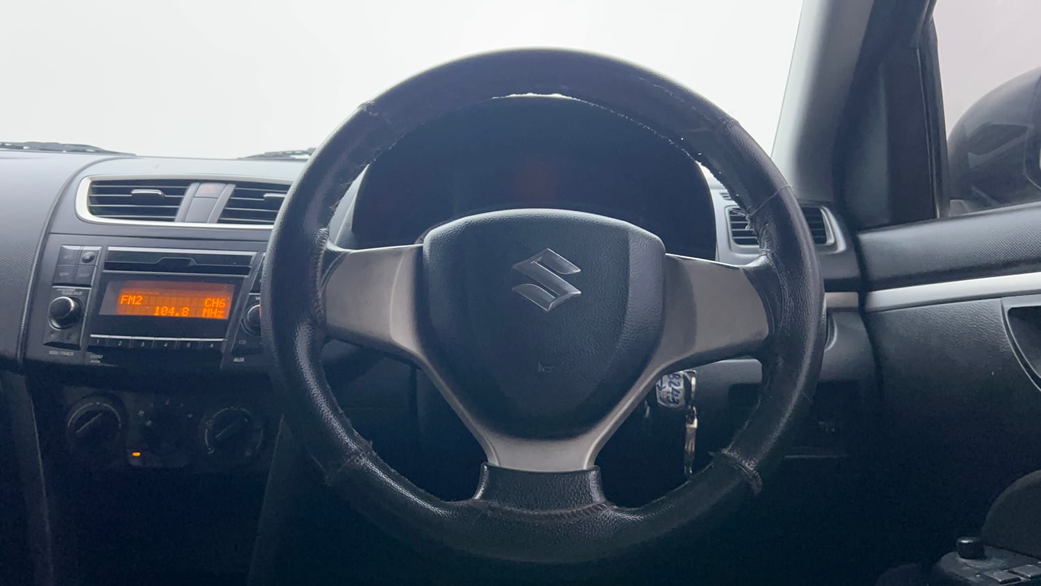 Used 2015 Maruti Suzuki Swift VXi Petrol Manual interior STEERING VIEW