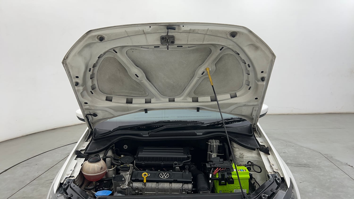 Used 2017 Volkswagen Vento Allstar 1.6 (P) Petrol Manual engine ENGINE & BONNET OPEN FRONT VIEW