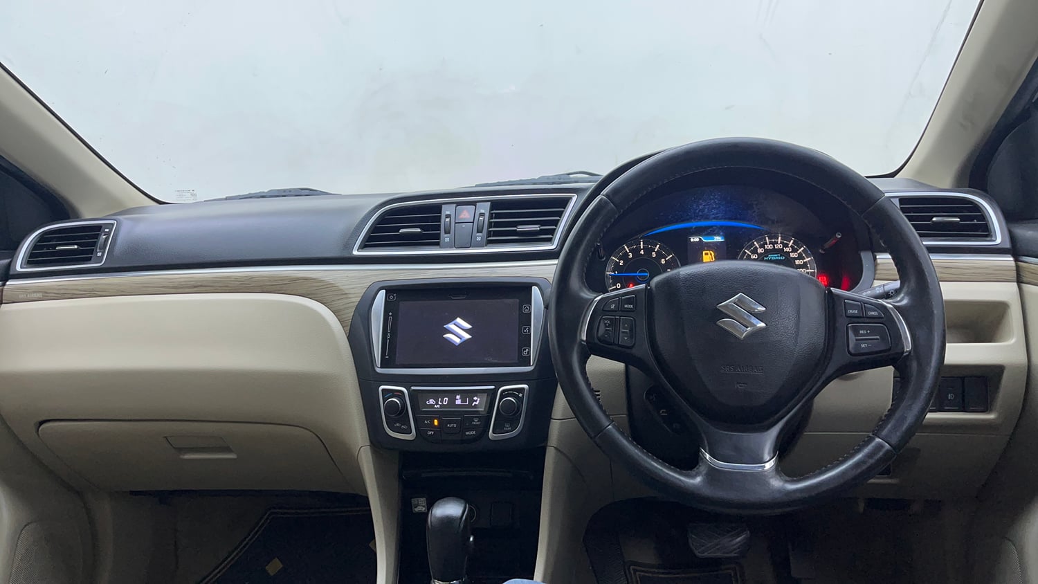 Used 2020 Maruti Suzuki Ciaz Alpha Hybrid 1.5 AT Petrol Automatic interior DASHBOARD VIEW