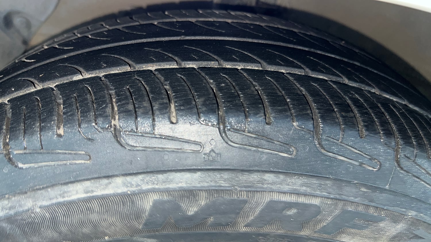 Used 2017 Hyundai Xcent Base ABS 1.2 Petrol Manual tyres LEFT FRONT TYRE TREAD VIEW