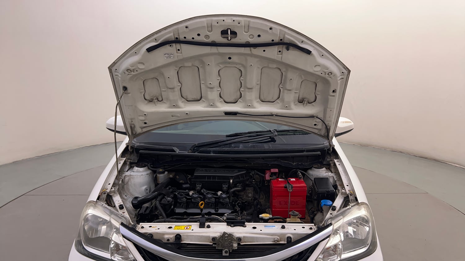 Used 2014 Toyota Etios G Petrol Manual engine ENGINE & BONNET OPEN FRONT VIEW