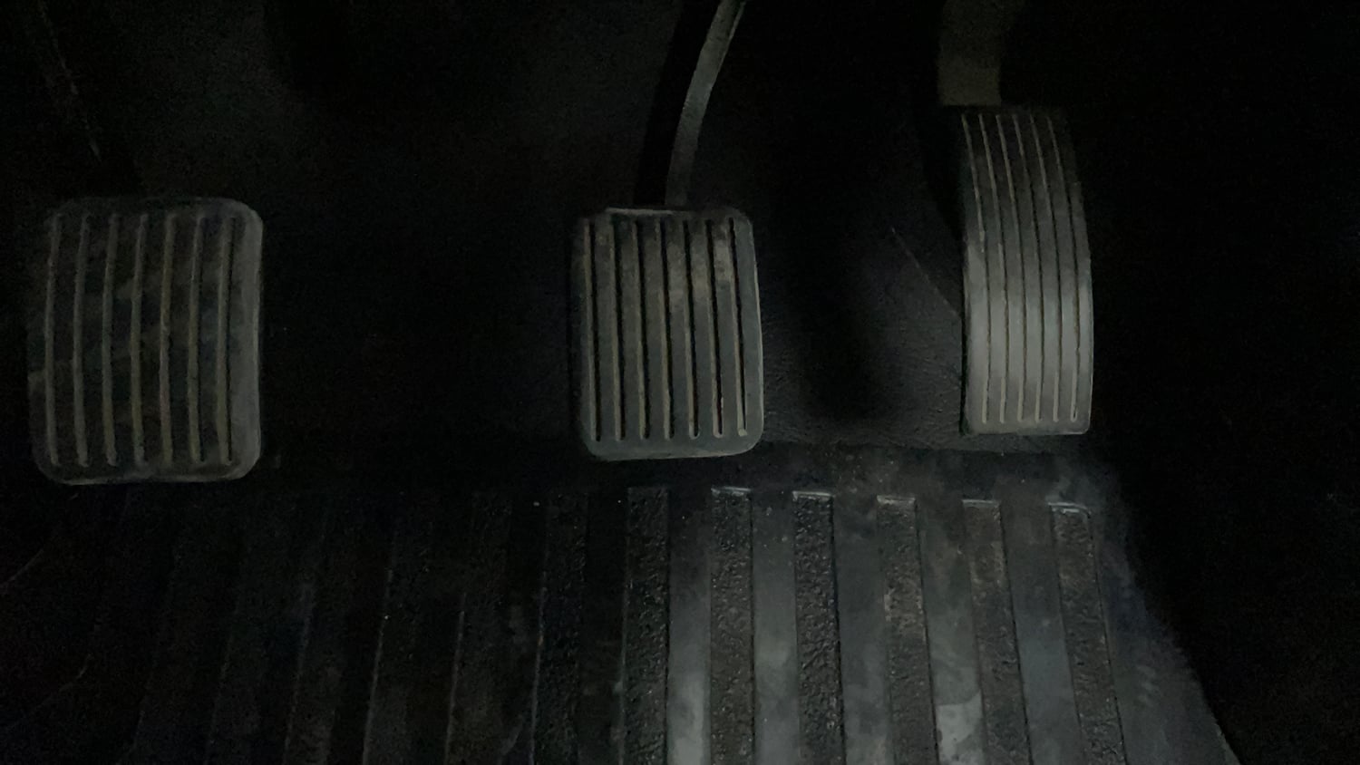 Used 2019 Hyundai Grand i10 Magna 1.2 Kappa VTVT Petrol Manual interior PEDALS VIEW