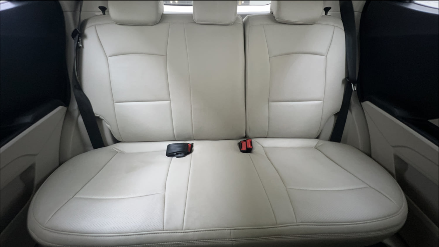Used 2021 Mahindra XUV 300 W6 1.2 Petrol Petrol Manual interior REAR SEAT CONDITION VIEW