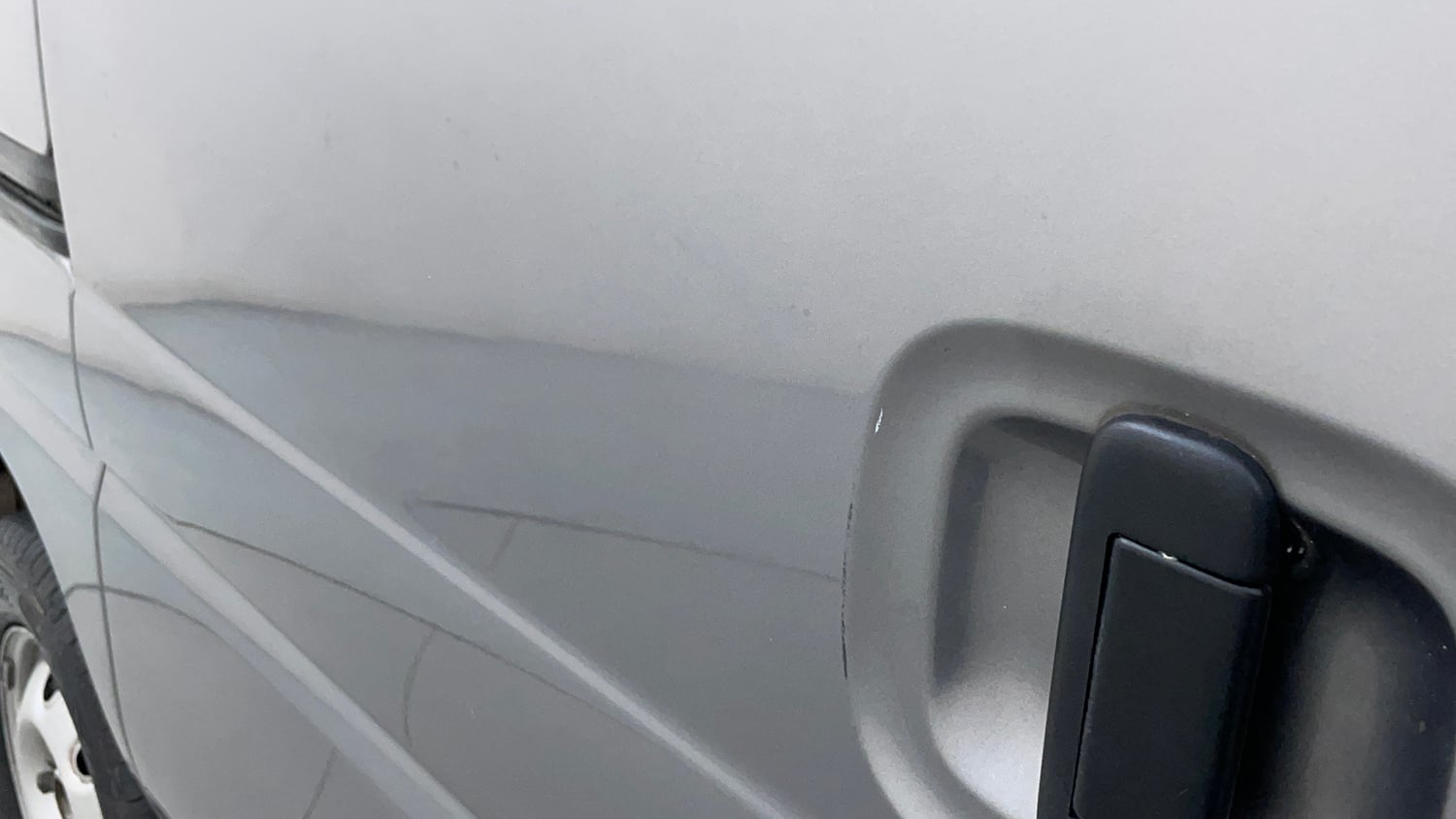 Used 2015 Maruti Suzuki Eeco 5 STR WITH A/C+HTR Petrol Manual dents MINOR SCRATCH