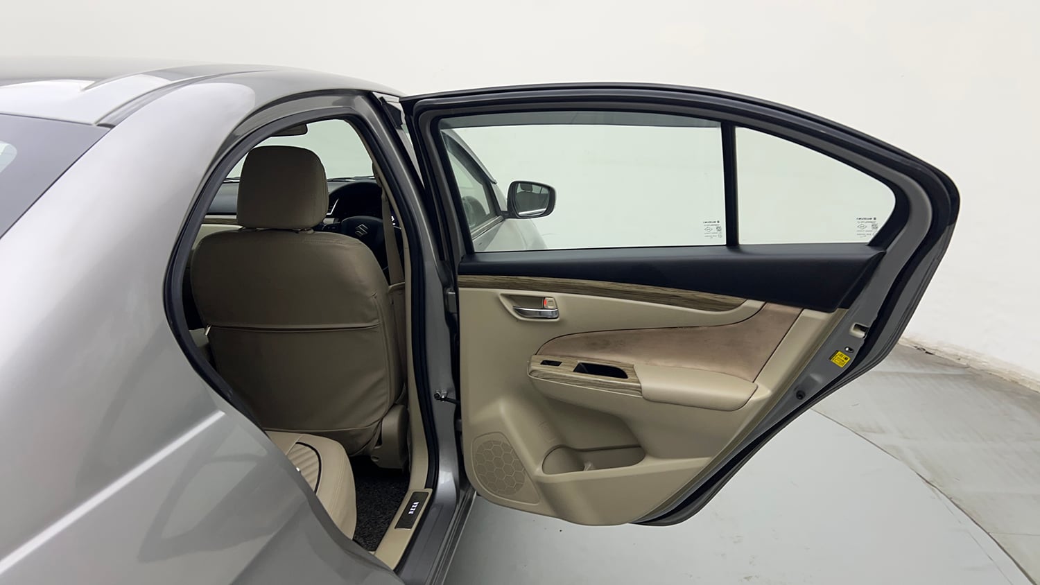 Used 2019 Maruti Suzuki Ciaz Sigma Hybrid 1.5 Petrol Manual interior RIGHT REAR DOOR OPEN VIEW