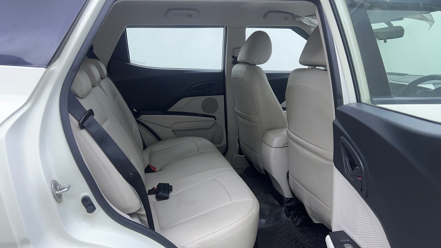 Used 2021 Mahindra XUV 300 W6 1.2 Petrol Petrol Manual interior RIGHT SIDE REAR DOOR CABIN VIEW