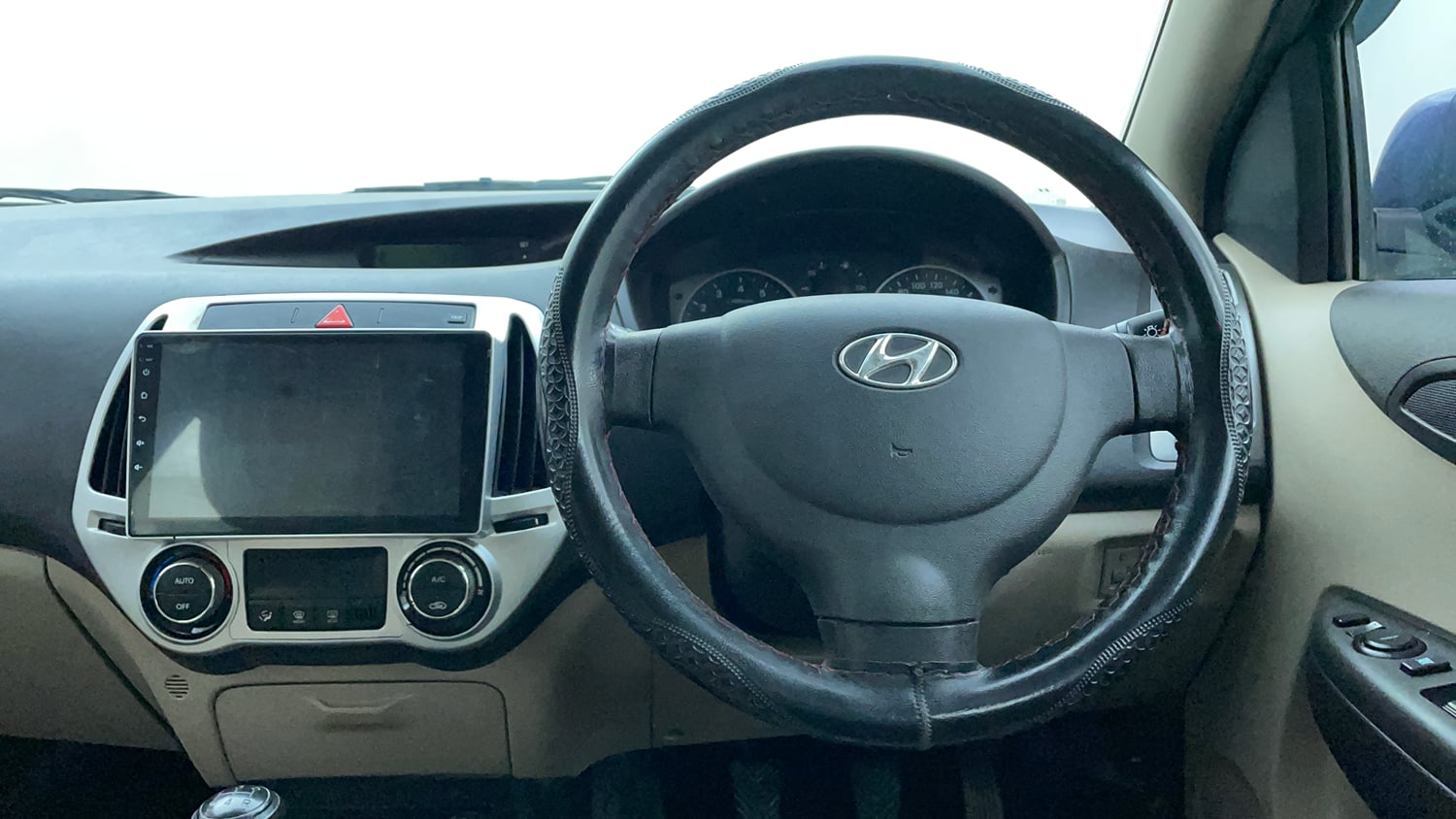 Used 2013 Hyundai i20 Magna (O) 1.2 Petrol Manual interior STEERING VIEW