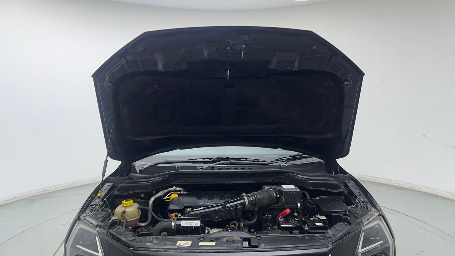 Used 2024 Mahindra XUV 3XO AX5 1.2 Petrol Petrol Manual engine ENGINE & BONNET OPEN FRONT VIEW