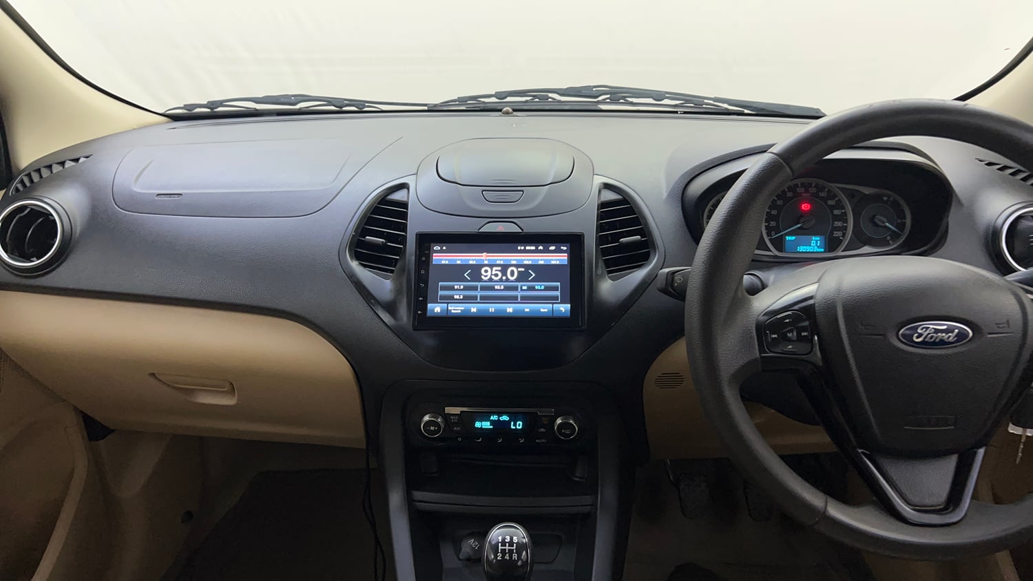 Used 2016 Ford Figo Aspire Titanium1.5 TDCi Diesel Manual interior MUSIC SYSTEM & AC CONTROL VIEW