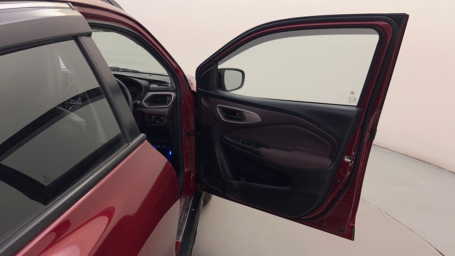 Used 2024 Maruti Suzuki Fronx Delta Plus 1.2L MT Petrol Manual interior RIGHT FRONT DOOR OPEN VIEW