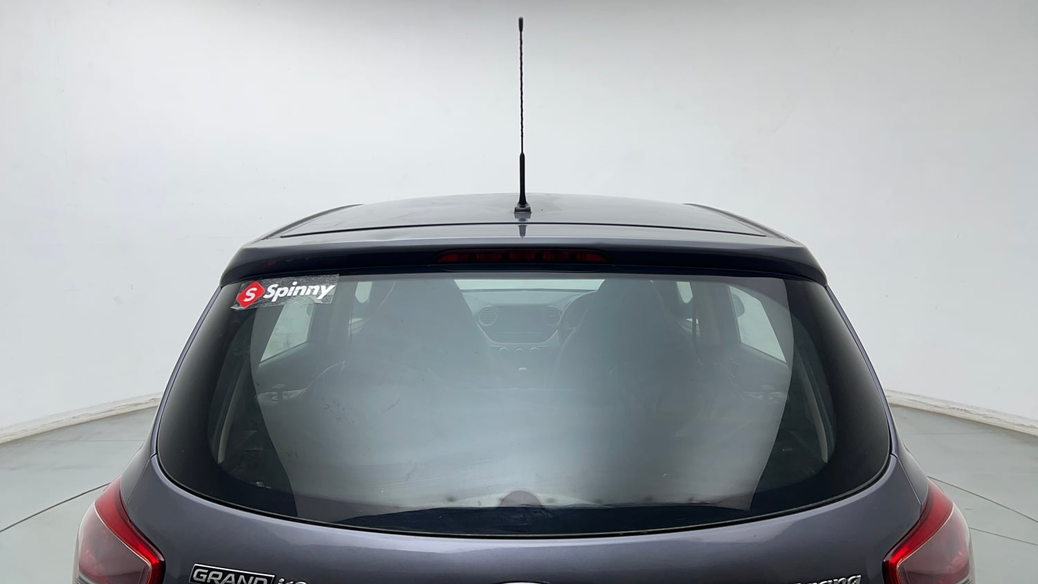 Used 2015 Hyundai Grand i10 Magna 1.2 Kappa VTVT Petrol Manual exterior BACK WINDSHIELD VIEW