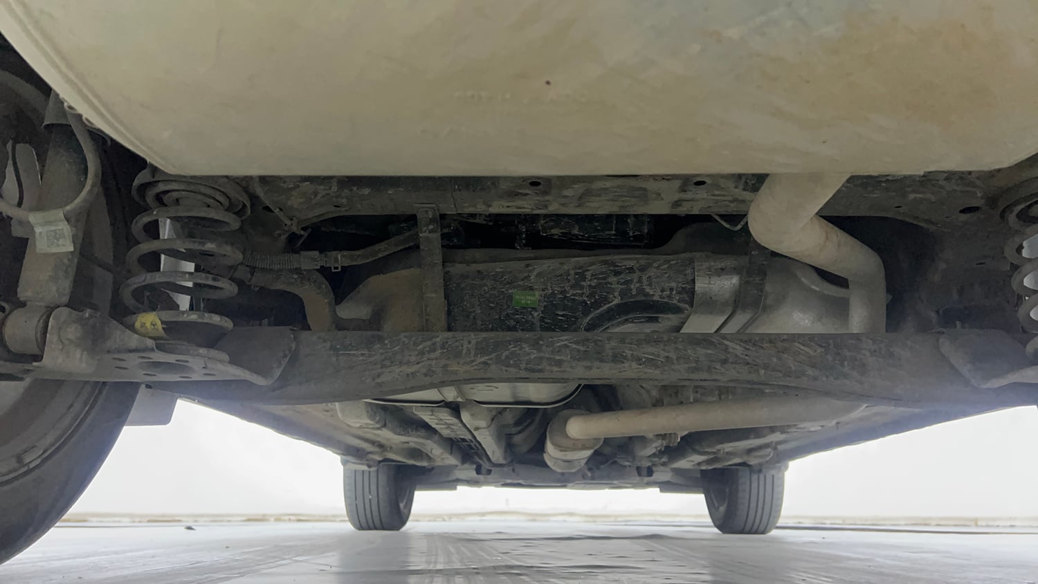 Used 2024 Hyundai Creta 1.5 Turbo Petrol DCT SX(O) Petrol Automatic extra REAR UNDERBODY VIEW (TAKEN FROM REAR)