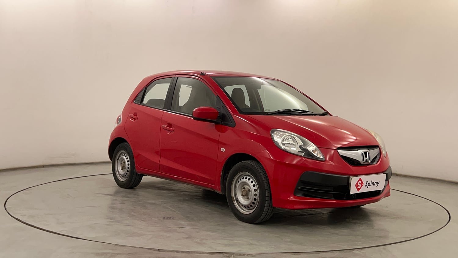 Used 2014 Honda Brio EX MT Petrol Manual exterior RIGHT FRONT CORNER VIEW