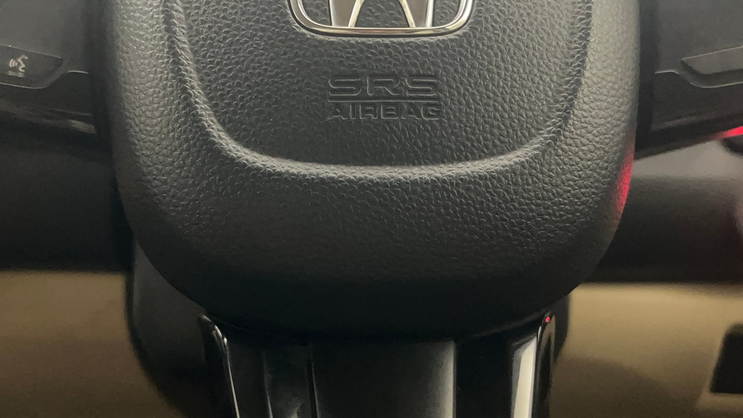 Used 2018 Honda Amaze 1.2 VX MT Petrol Petrol Manual top_features Airbags