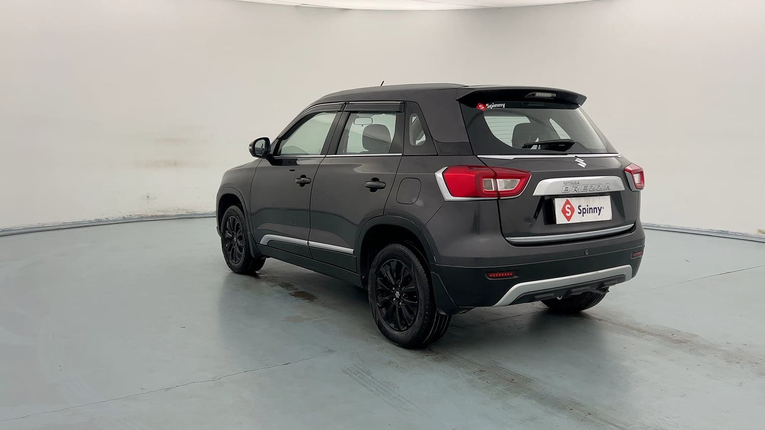 Used 2022 maruti-suzuki Vitara Brezza ZXi Petrol Manual exterior LEFT REAR CORNER VIEW