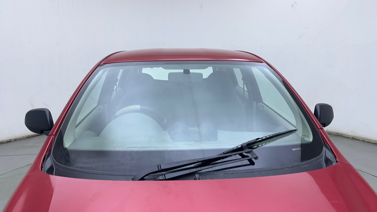 Used 2016 Datsun GO T Petrol Manual exterior FRONT WINDSHIELD VIEW