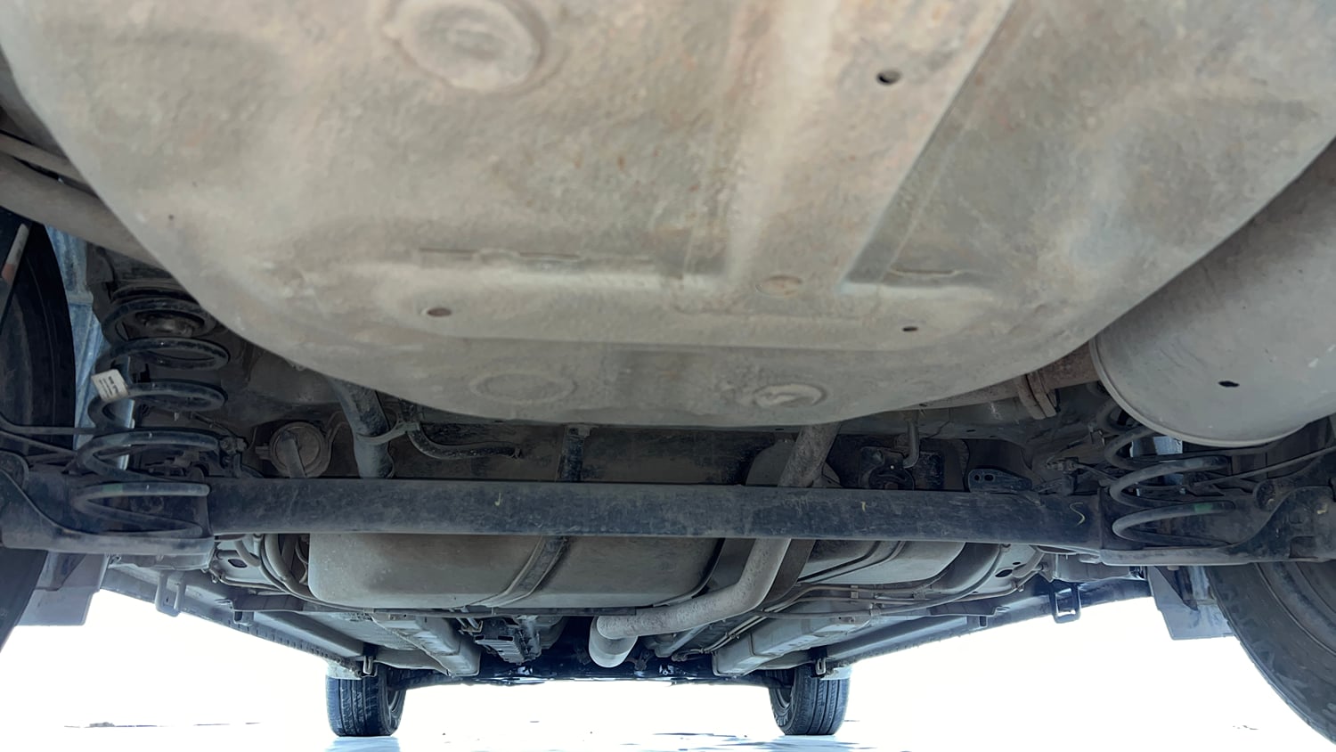 Used 2019 Maruti Suzuki Ciaz Sigma Hybrid 1.5 Petrol Manual extra REAR UNDERBODY VIEW (TAKEN FROM REAR)