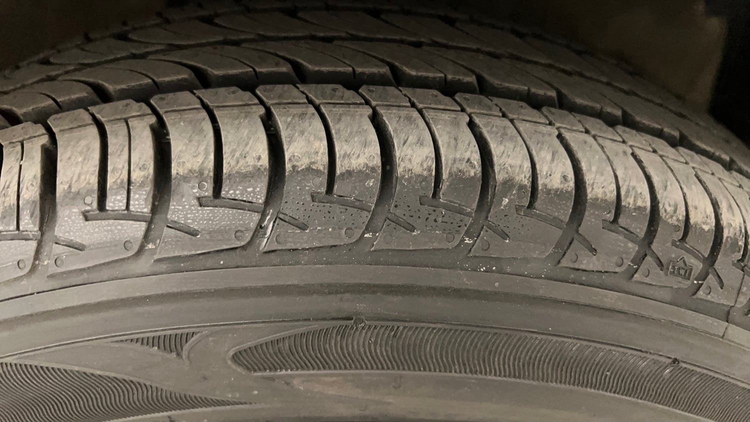 Used 2018 Maruti Suzuki Celerio VXi CNG Cng Manual tyres RIGHT FRONT TYRE TREAD VIEW