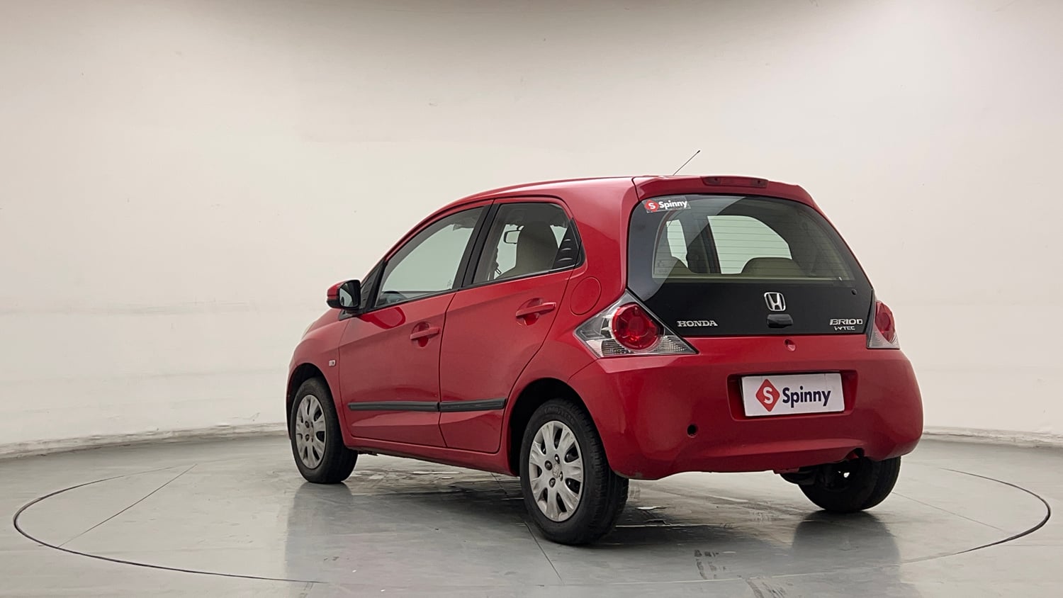 Used 2016 Honda Brio S MT Petrol Manual exterior LEFT REAR CORNER VIEW