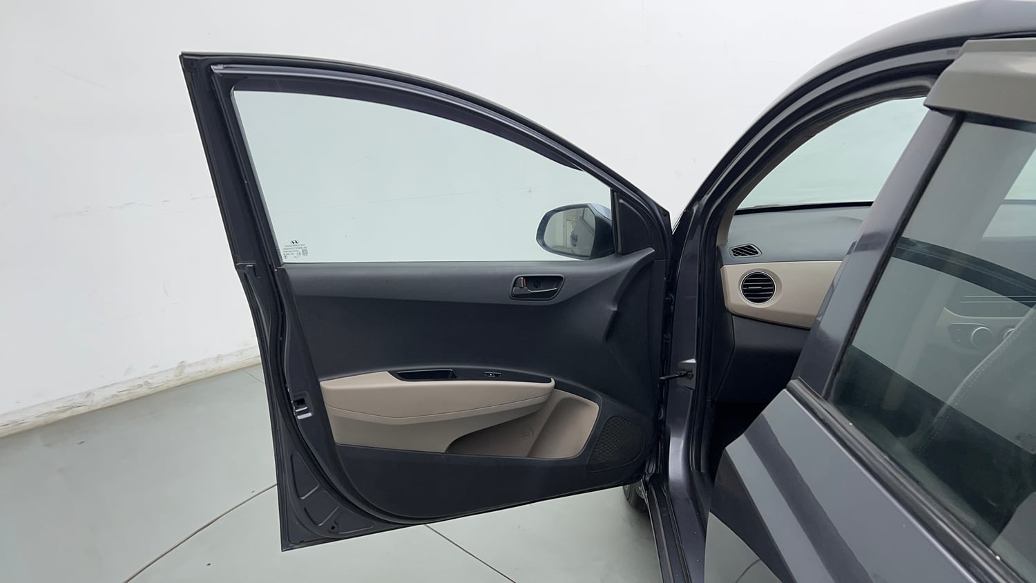 Used 2015 Hyundai Grand i10 Magna 1.2 Kappa VTVT Petrol Manual interior LEFT FRONT DOOR OPEN VIEW