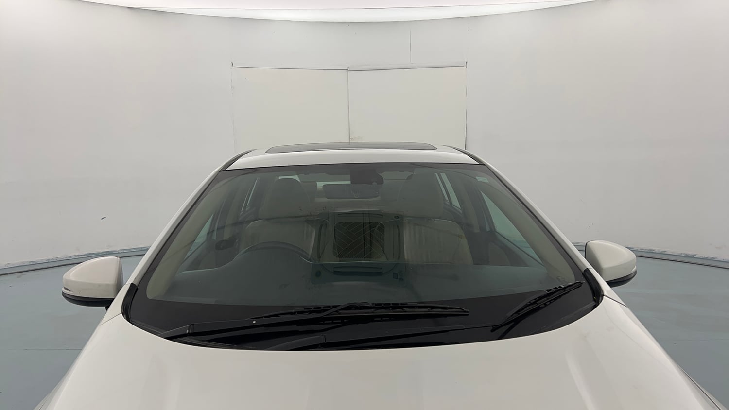 Used 2018 Honda City ZX Diesel Diesel Manual exterior FRONT WINDSHIELD VIEW