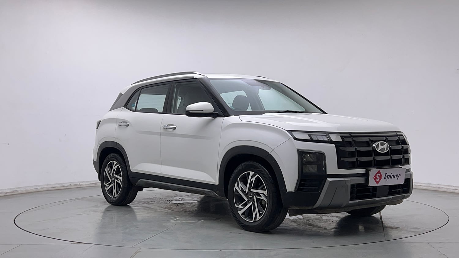 Used 2024 Hyundai Creta 1.5 MPi Petrol MT SX Tech Petrol Manual exterior RIGHT FRONT CORNER VIEW