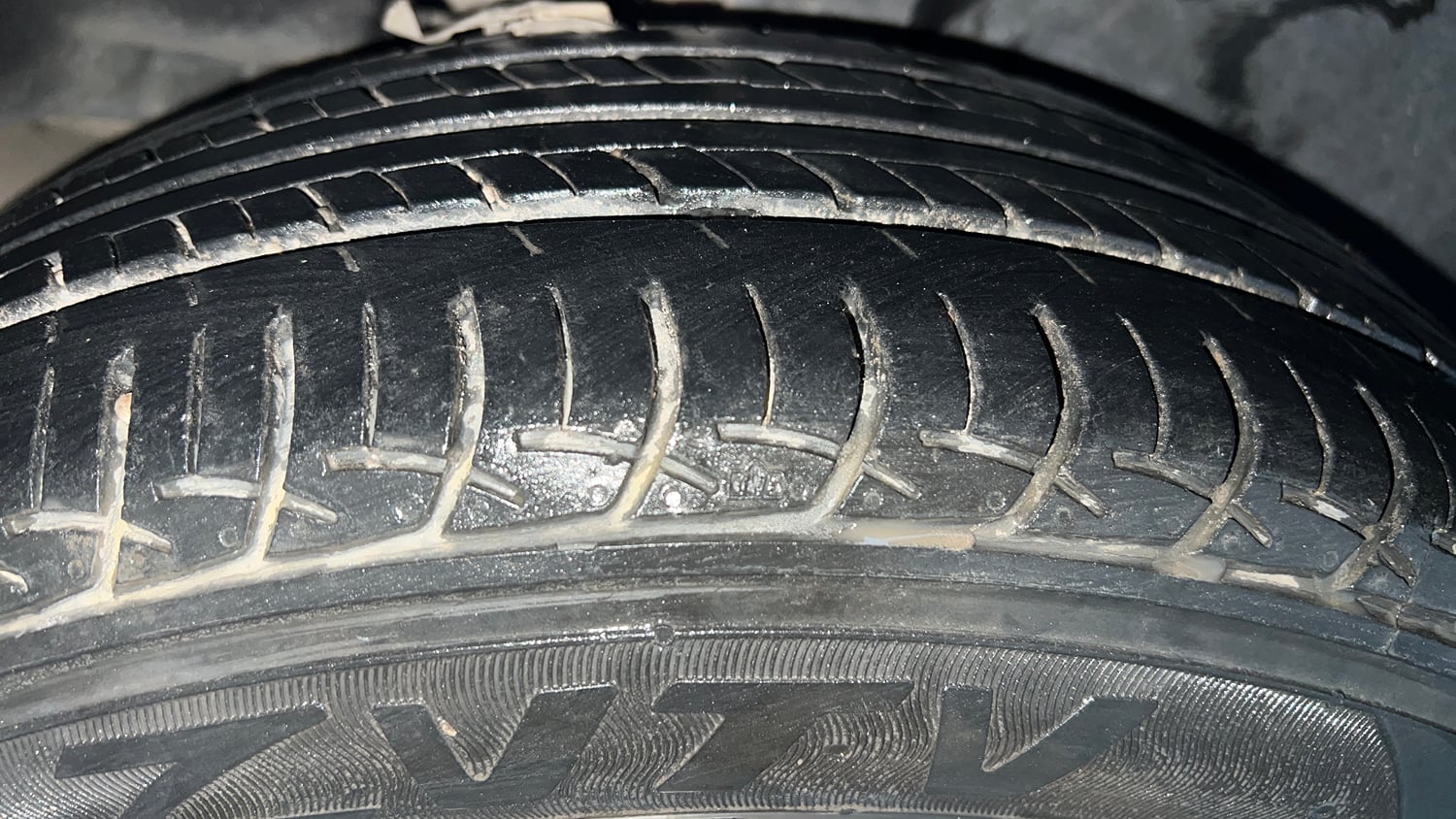 Used 2019 Maruti Suzuki Ciaz Sigma Hybrid 1.5 Petrol Manual tyres RIGHT REAR TYRE TREAD VIEW