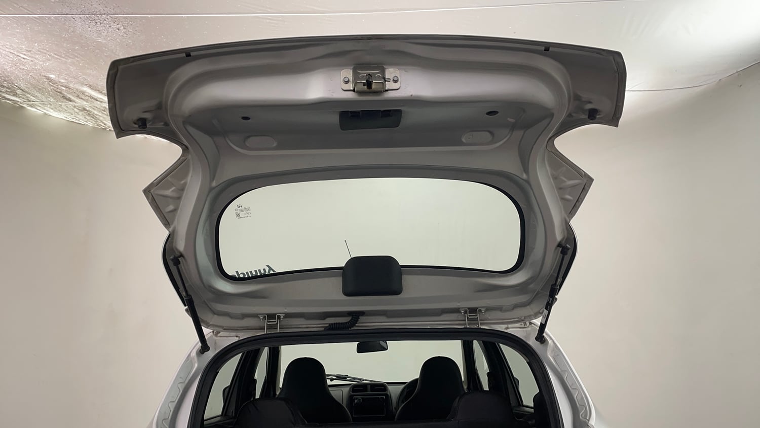 Used 2017 Renault Kwid RXT Petrol Manual interior DICKY DOOR OPEN VIEW