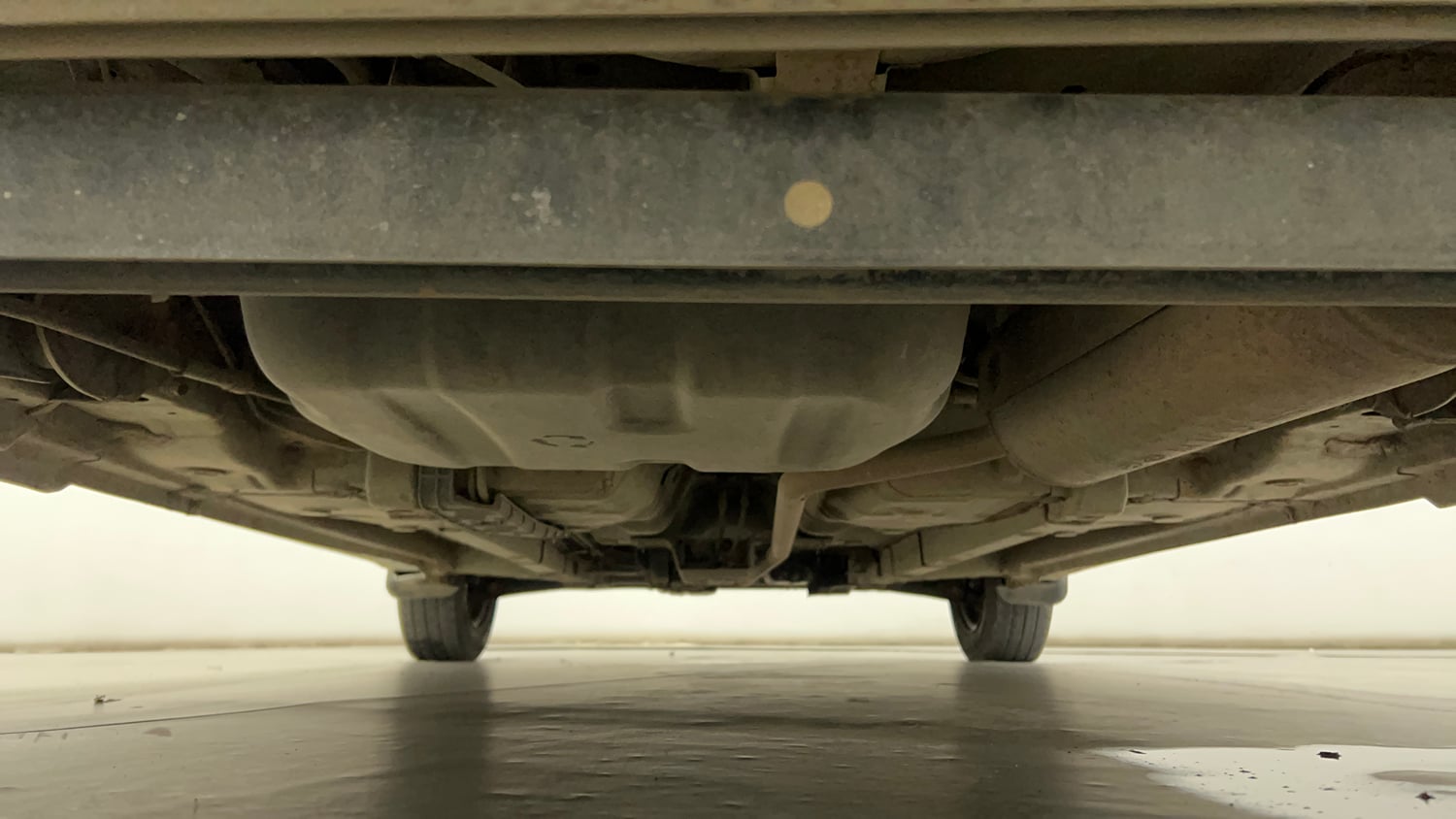 Used 2017 Hyundai Eon Magna + Petrol Manual extra REAR UNDERBODY VIEW (TAKEN FROM REAR)