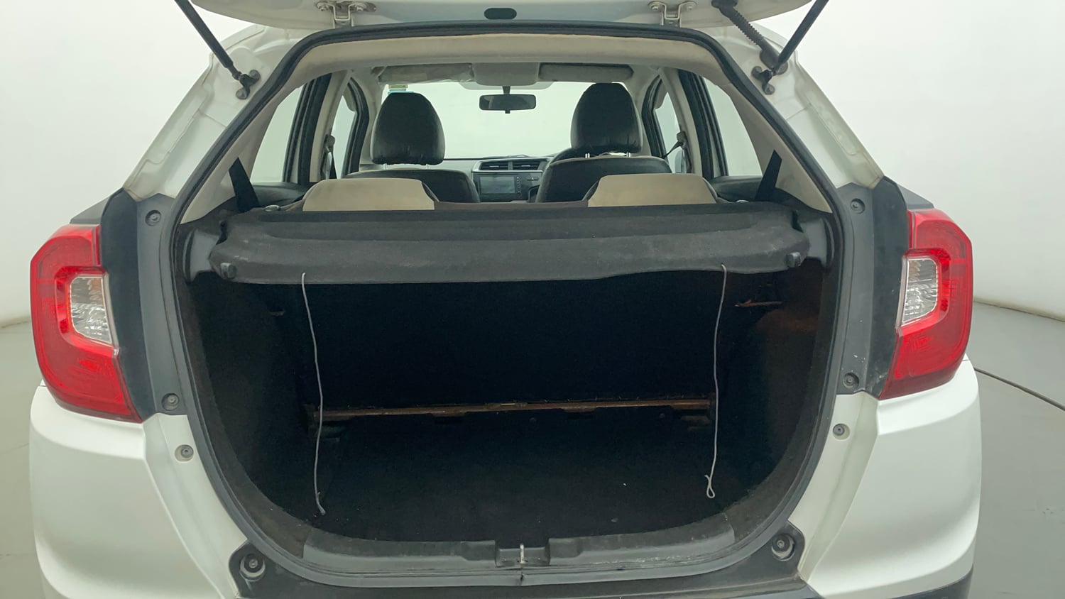 Used 2021 Honda WR-V SV MT Diesel Diesel Manual interior DICKY INSIDE VIEW