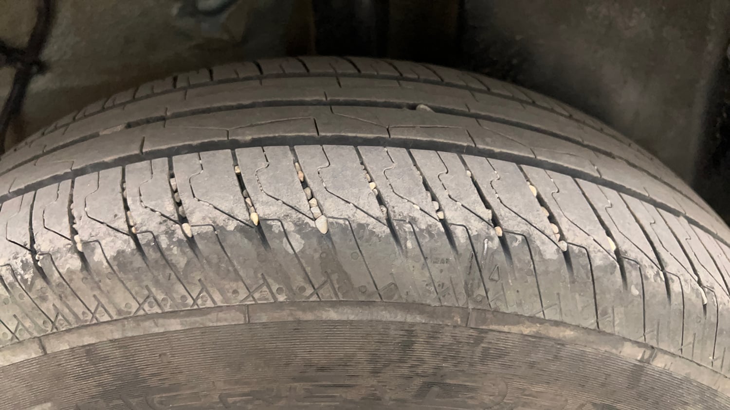 Used 2025 Tata Punch Adventure Plus iCNG Cng Manual tyres LEFT REAR TYRE TREAD VIEW