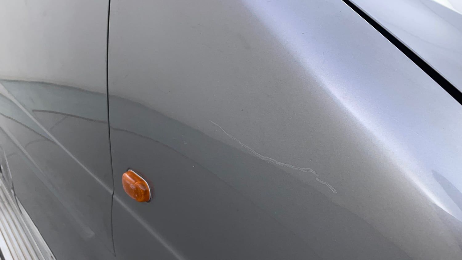 Used 2015 Maruti Suzuki Eeco 5 STR WITH A/C+HTR Petrol Manual dents MINOR SCRATCH
