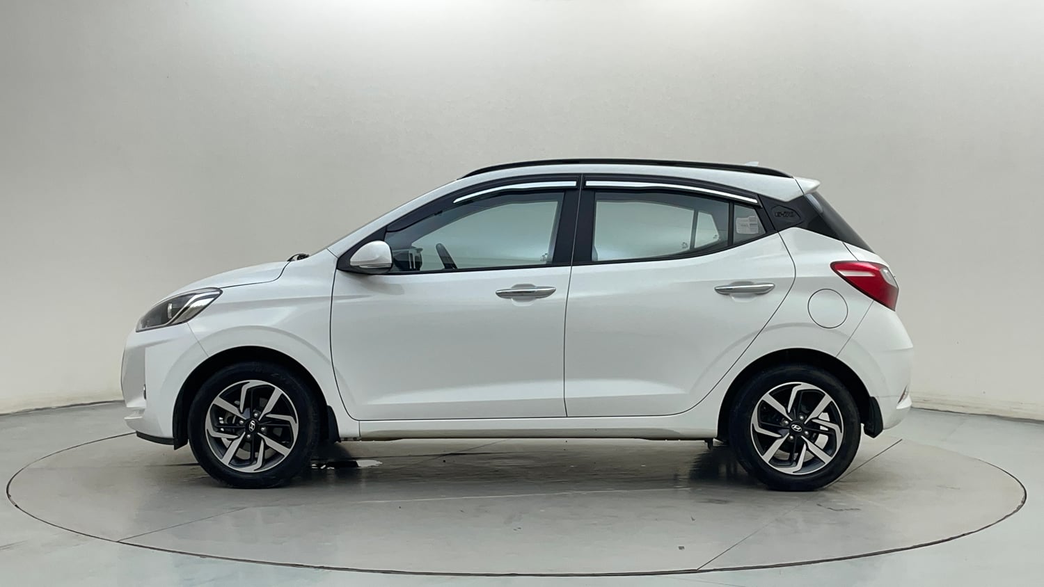 Used 2022 Hyundai Grand i10 Nios Asta AMT 1.2 Kappa VTVT Petrol Automatic exterior LEFT SIDE VIEW