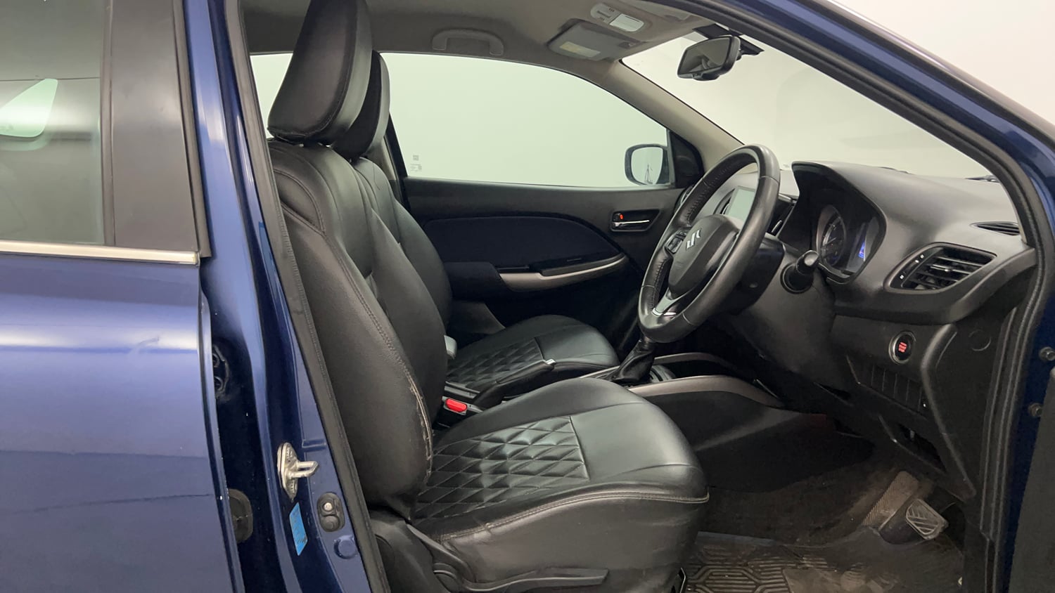 Used 2019 Maruti Suzuki Baleno Alpha Automatic Petrol Automatic interior RIGHT SIDE FRONT DOOR CABIN VIEW