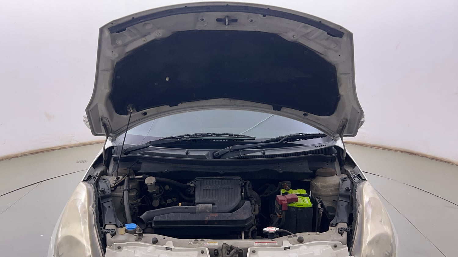 Used 2015 Maruti Suzuki Swift VXi Petrol Manual engine ENGINE & BONNET OPEN FRONT VIEW