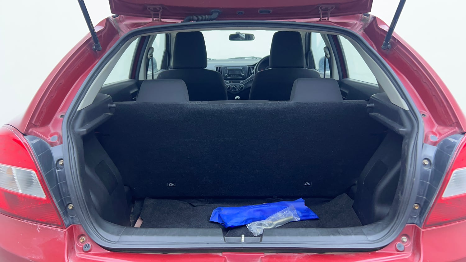 Used 2021 Maruti Suzuki Baleno Sigma Petrol Manual interior DICKY INSIDE VIEW