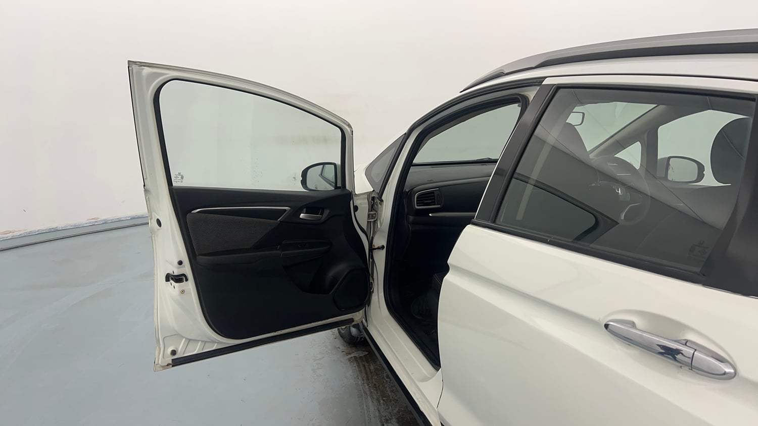 Used 2018 Honda WR-V VX MT Petrol Petrol Manual interior LEFT FRONT DOOR OPEN VIEW