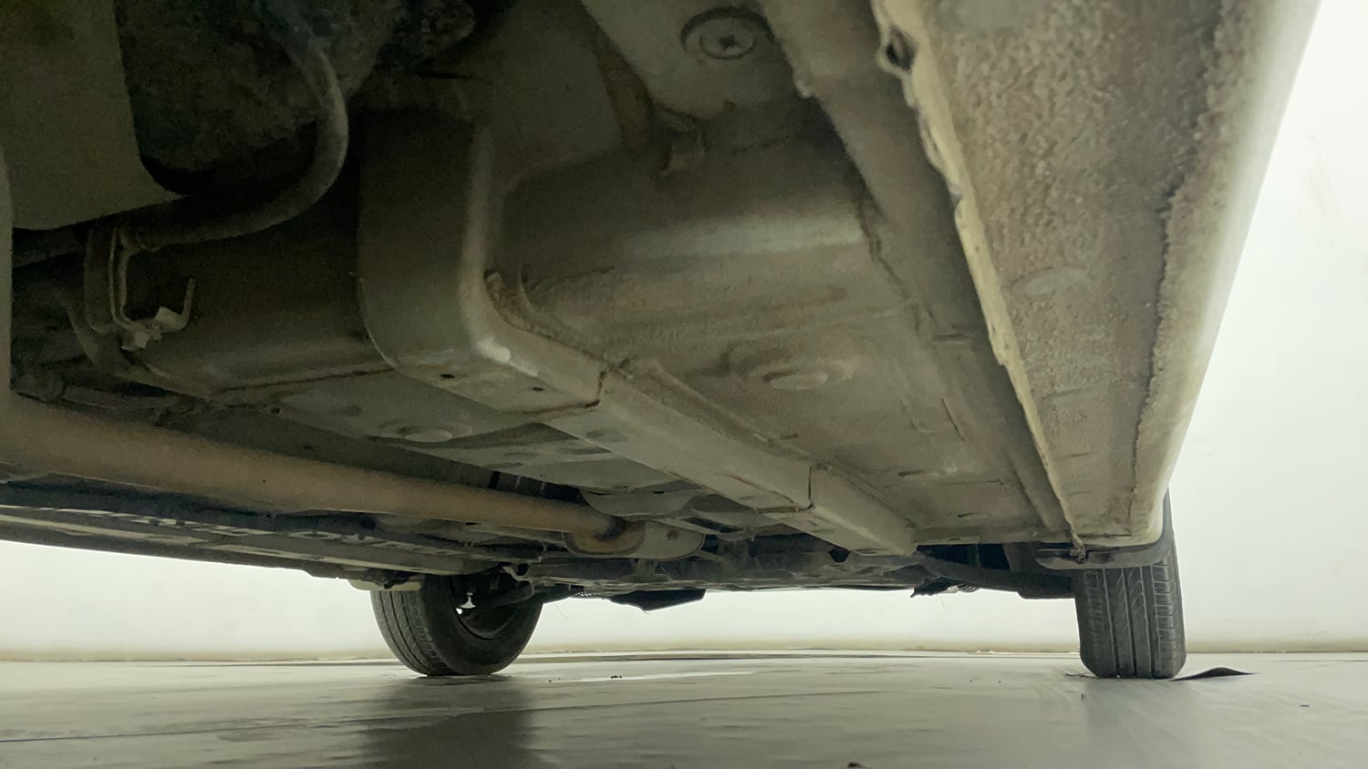 Used 2019 Hyundai Grand i10 Magna 1.2 Kappa VTVT Petrol Manual extra REAR RIGHT UNDERBODY VIEW