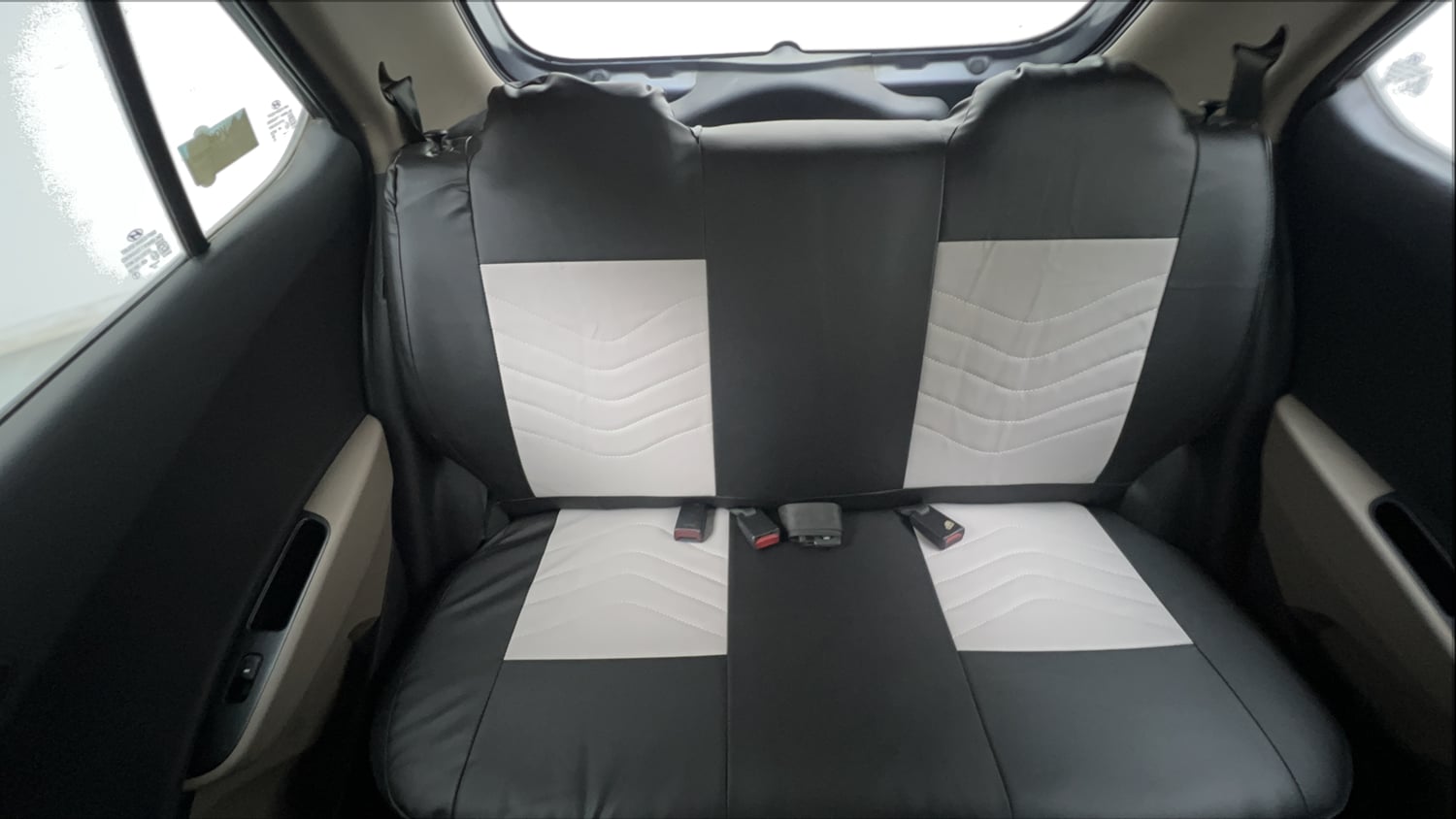 Used 2015 Hyundai Grand i10 Magna 1.2 Kappa VTVT Petrol Manual interior REAR SEAT CONDITION VIEW