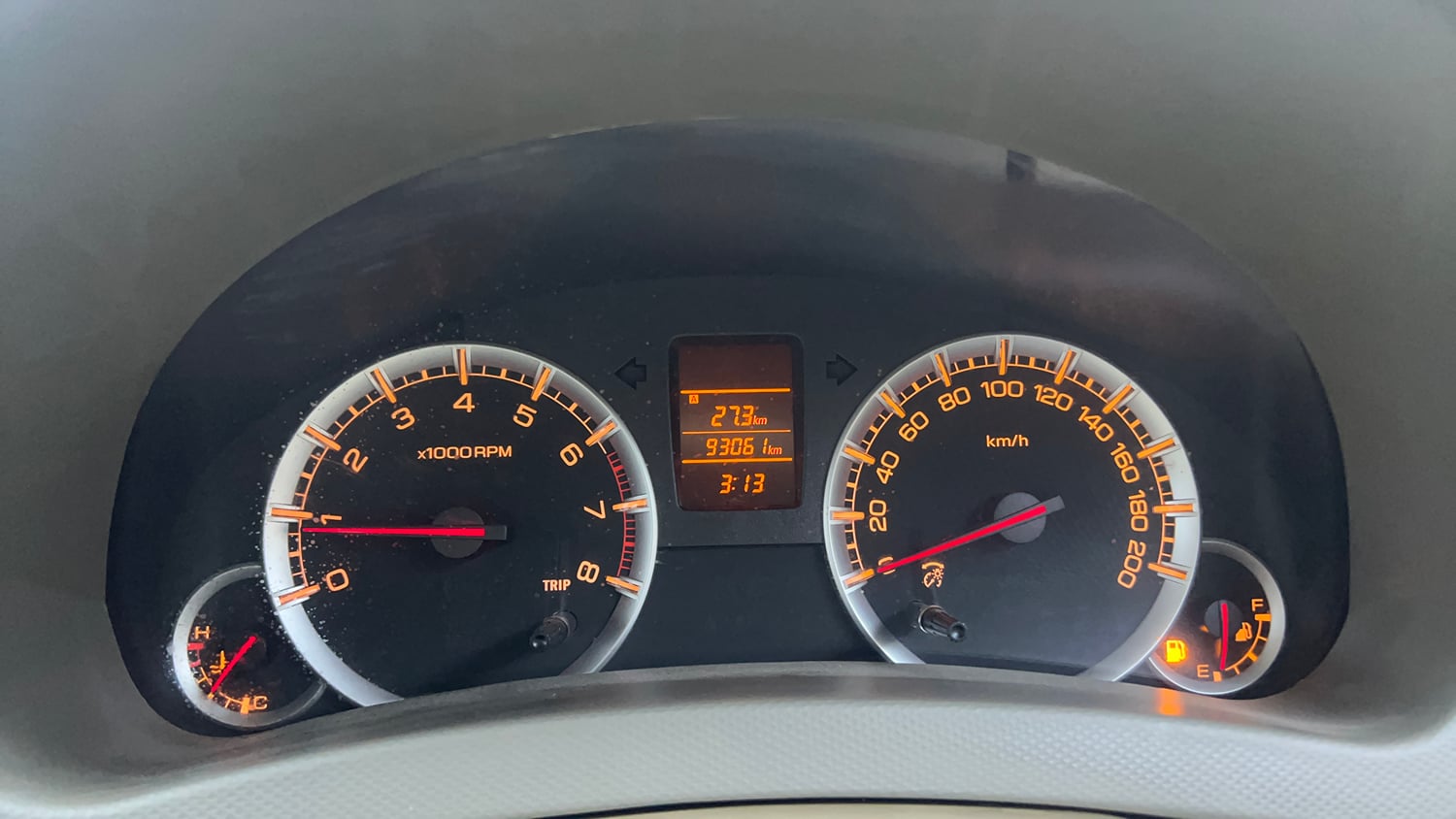 Used 2015 Maruti Suzuki Ertiga Vxi Petrol Manual interior CLUSTERMETER VIEW