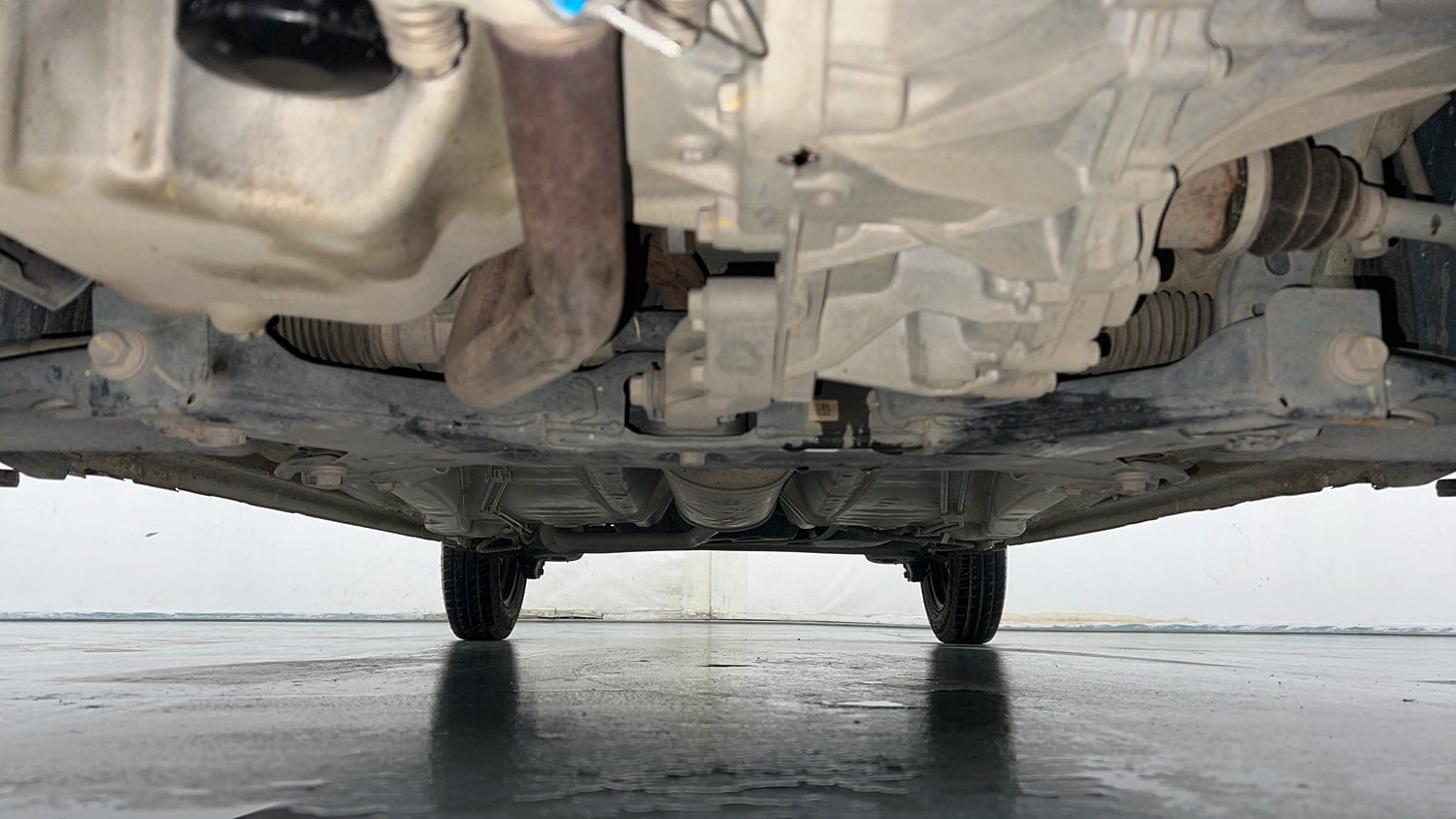 Used 2025 Maruti Suzuki Alto K10 VXi (O) AGS Petrol Automatic extra FRONT LEFT UNDERBODY VIEW