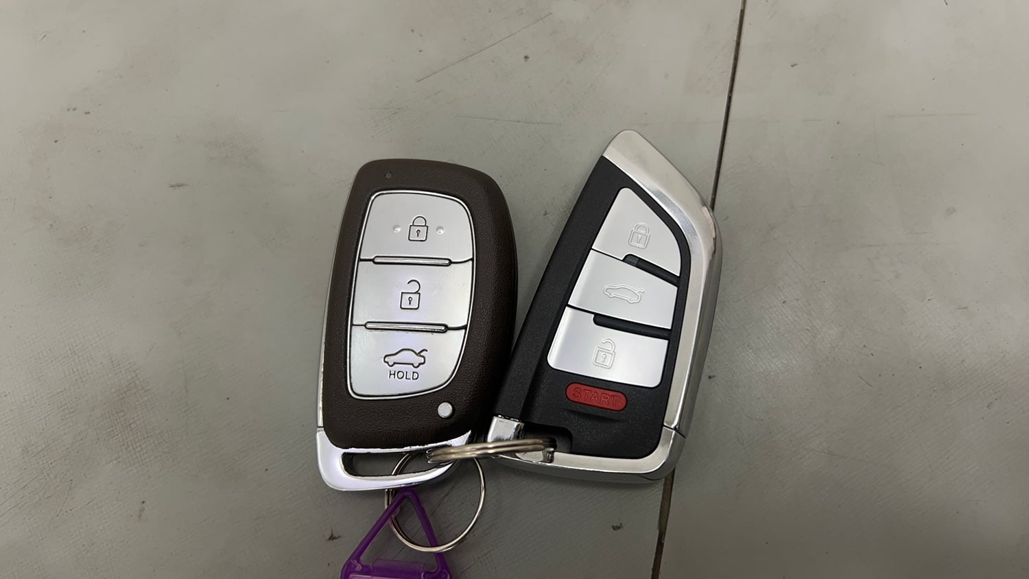 Used 2021 Hyundai Aura SX 1.2 Petrol Petrol Manual extra CAR KEY VIEW