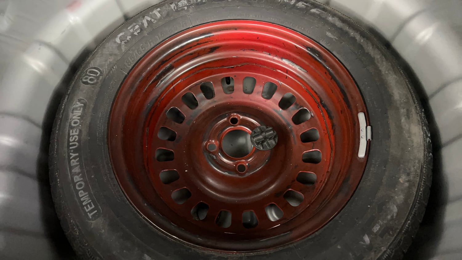 Used 2021 Renault Kiger RXZ MT Petrol Manual tyres SPARE TYRE VIEW