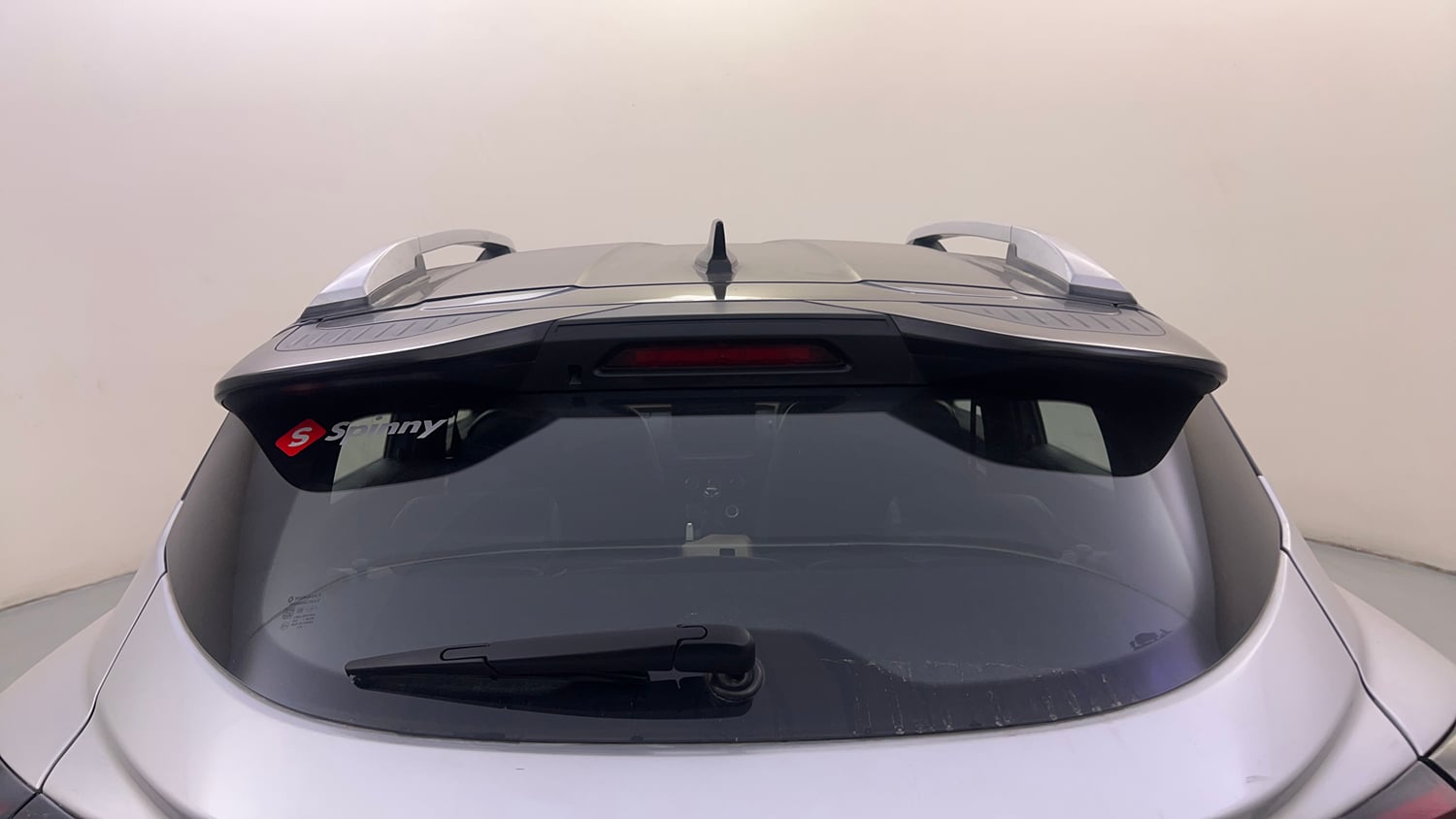 Used 2021 Renault Kiger RXT 1.0 Turbo MT Dual Tone Petrol Manual exterior BACK WINDSHIELD VIEW