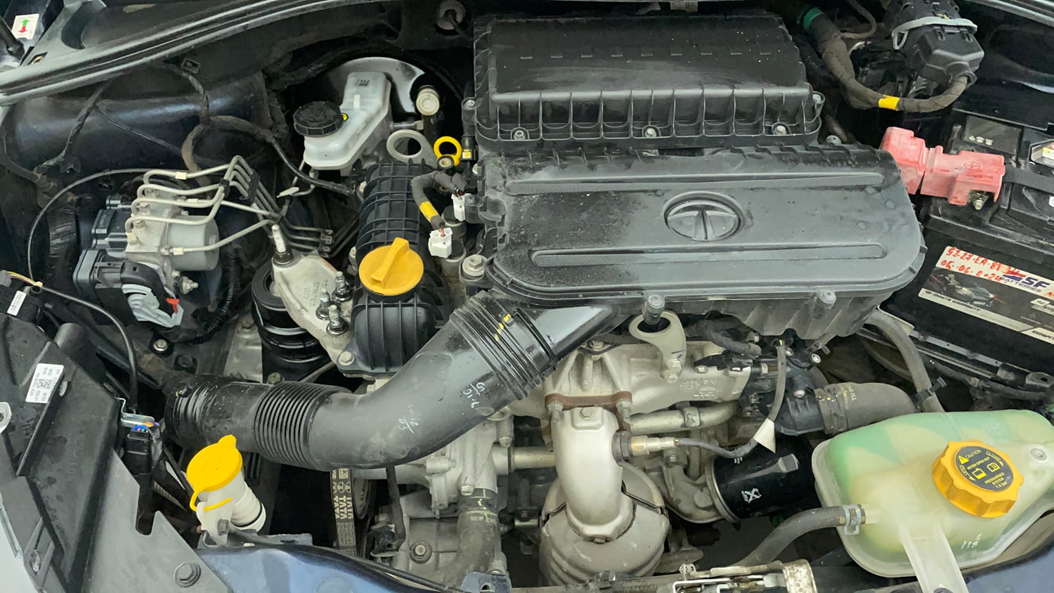 Used 2022 Tata Tigor XZ Plus Petrol Manual engine ENGINE RIGHT SIDE VIEW