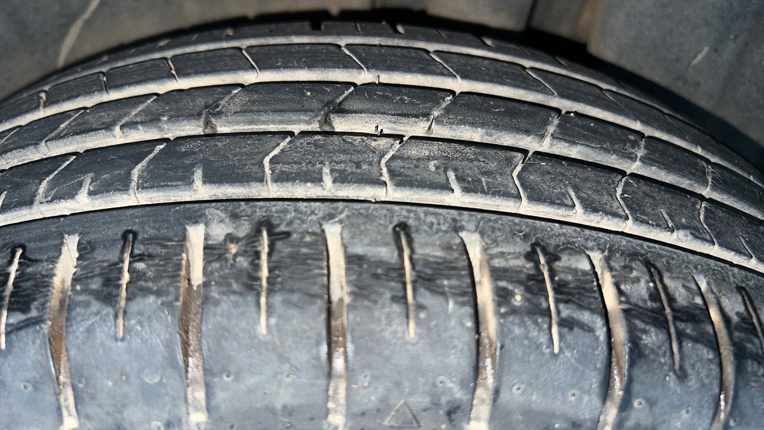 Used 2022 Maruti Suzuki Baleno Alpha MT Petrol Manual tyres LEFT REAR TYRE TREAD VIEW