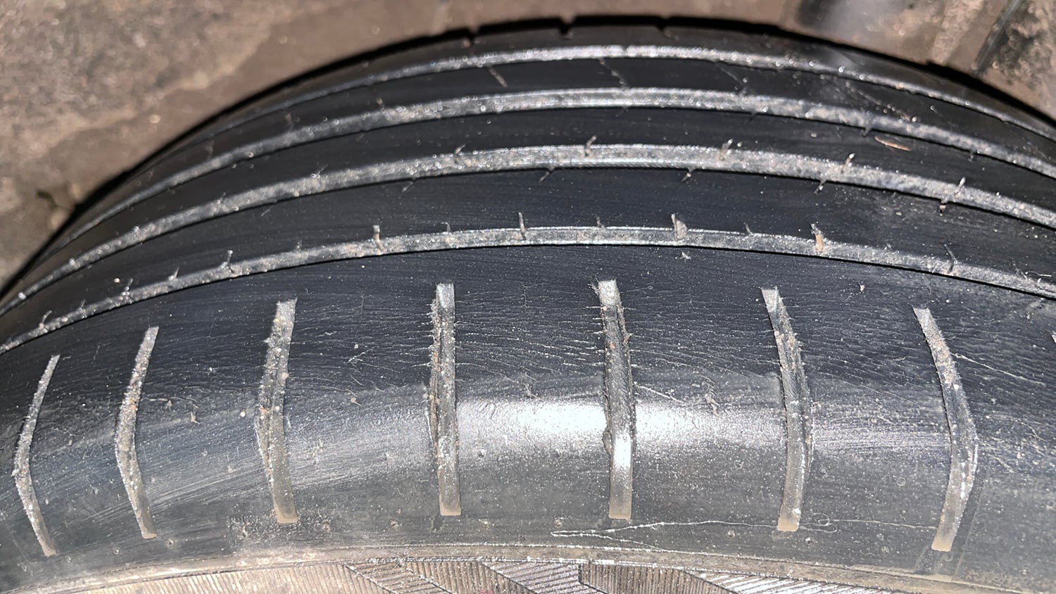 Used 2016 Hyundai i20 Active 1.2 SX Petrol Manual tyres LEFT REAR TYRE TREAD VIEW